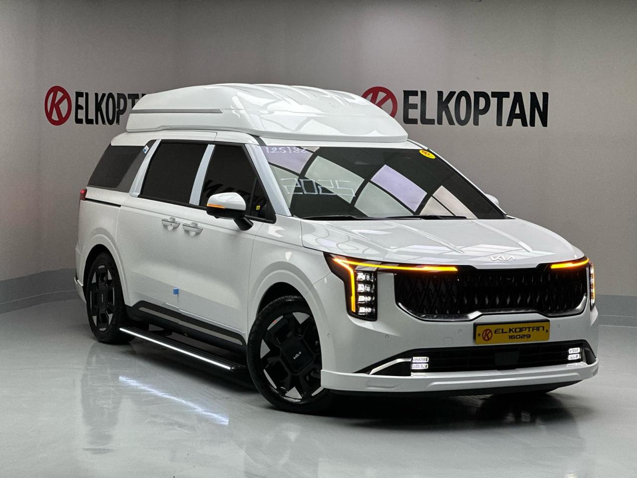 Kia - Carnival Hyp Limousine