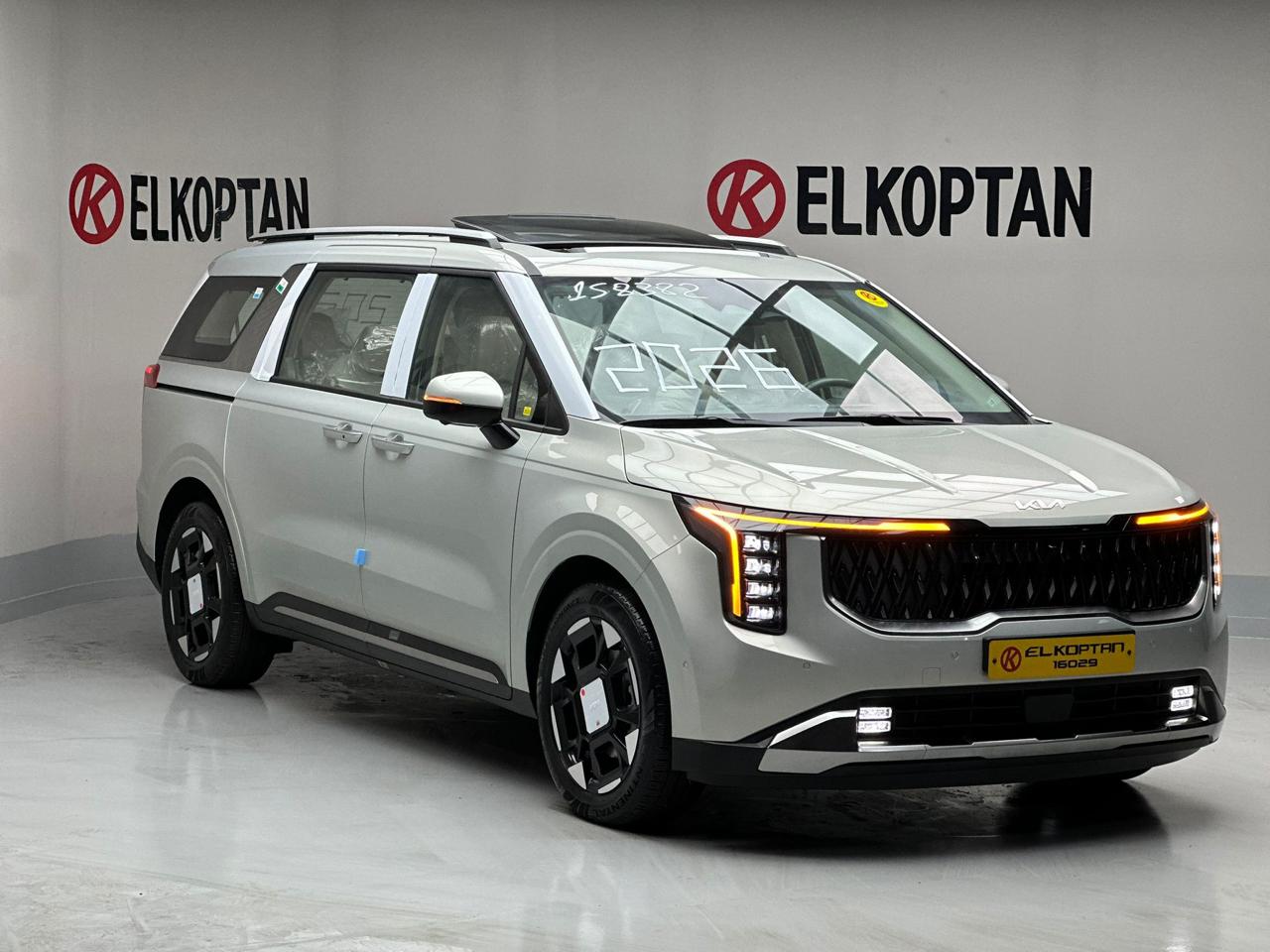 Kia - Carnival Hybrid