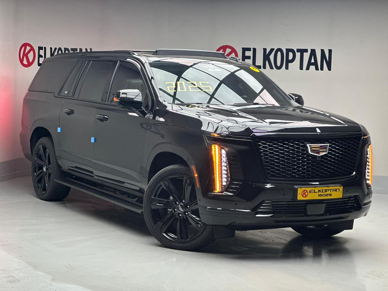 Cadillac - ESCALADE 